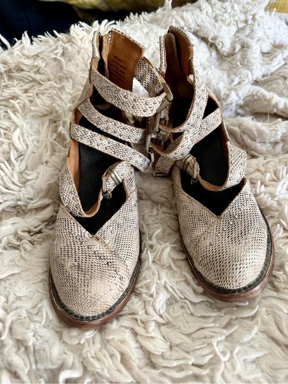 Freebird by Steven Felicity size 7